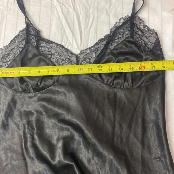 Elegant Black Lace Nightgown, Long Women sleepwear Dress,Satin Dress - Picture 4 of 7